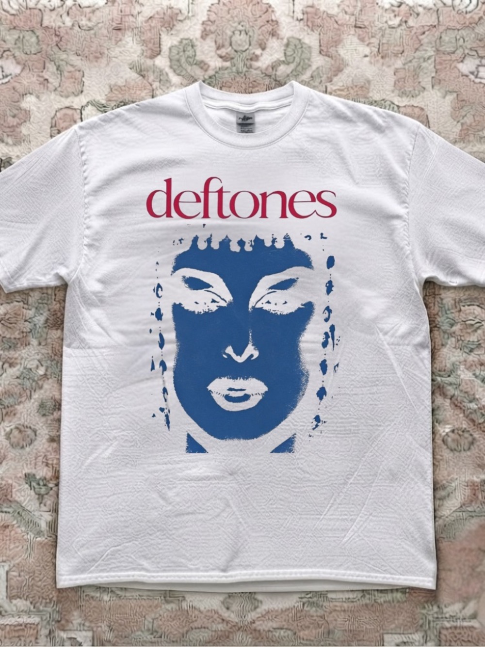 Deftones Abstract Blue Face Rock Band Vintage White T-Shirt
